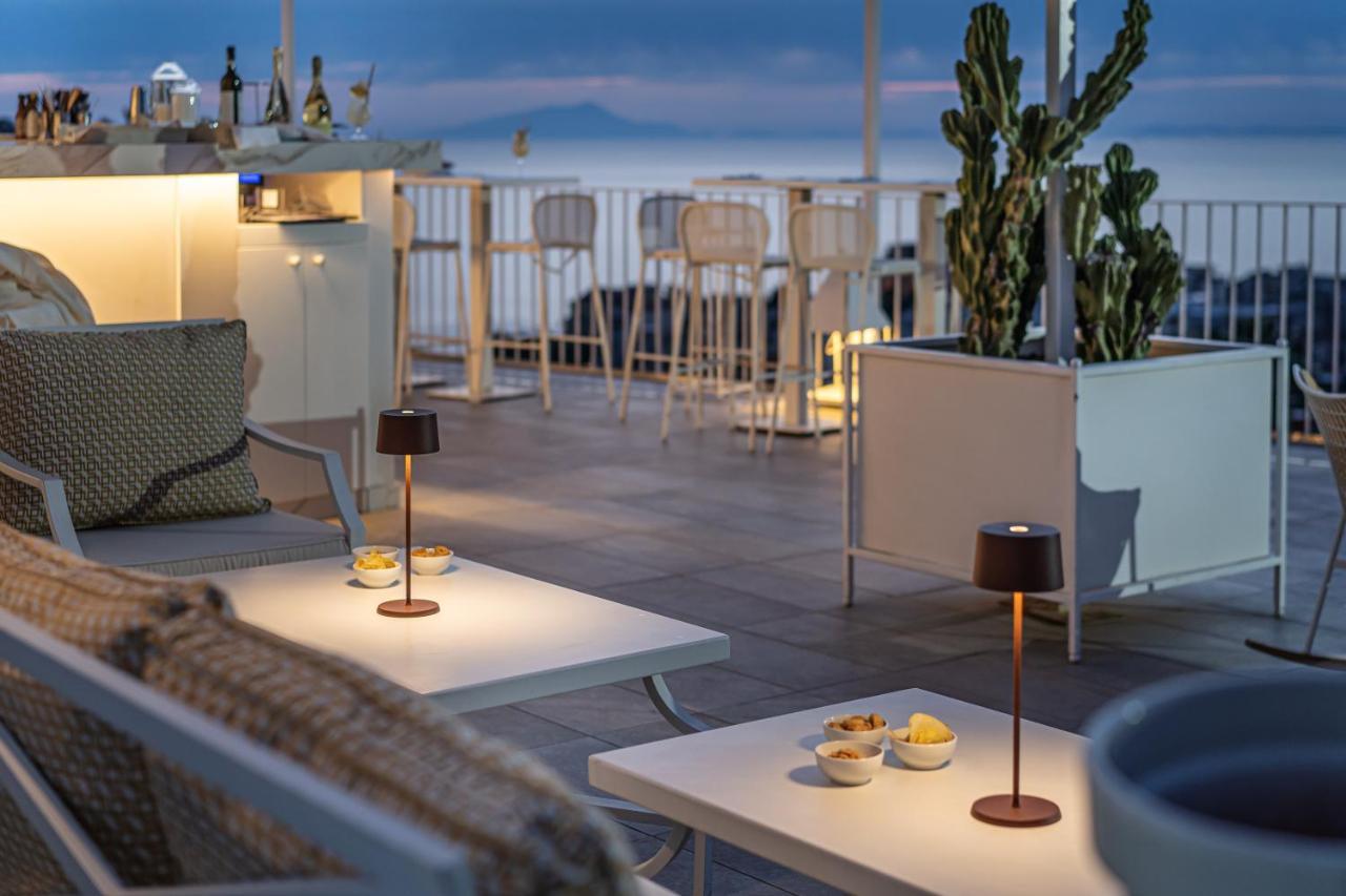 Domo 20 Hotel & Rooftop Vico Equense Esterno foto