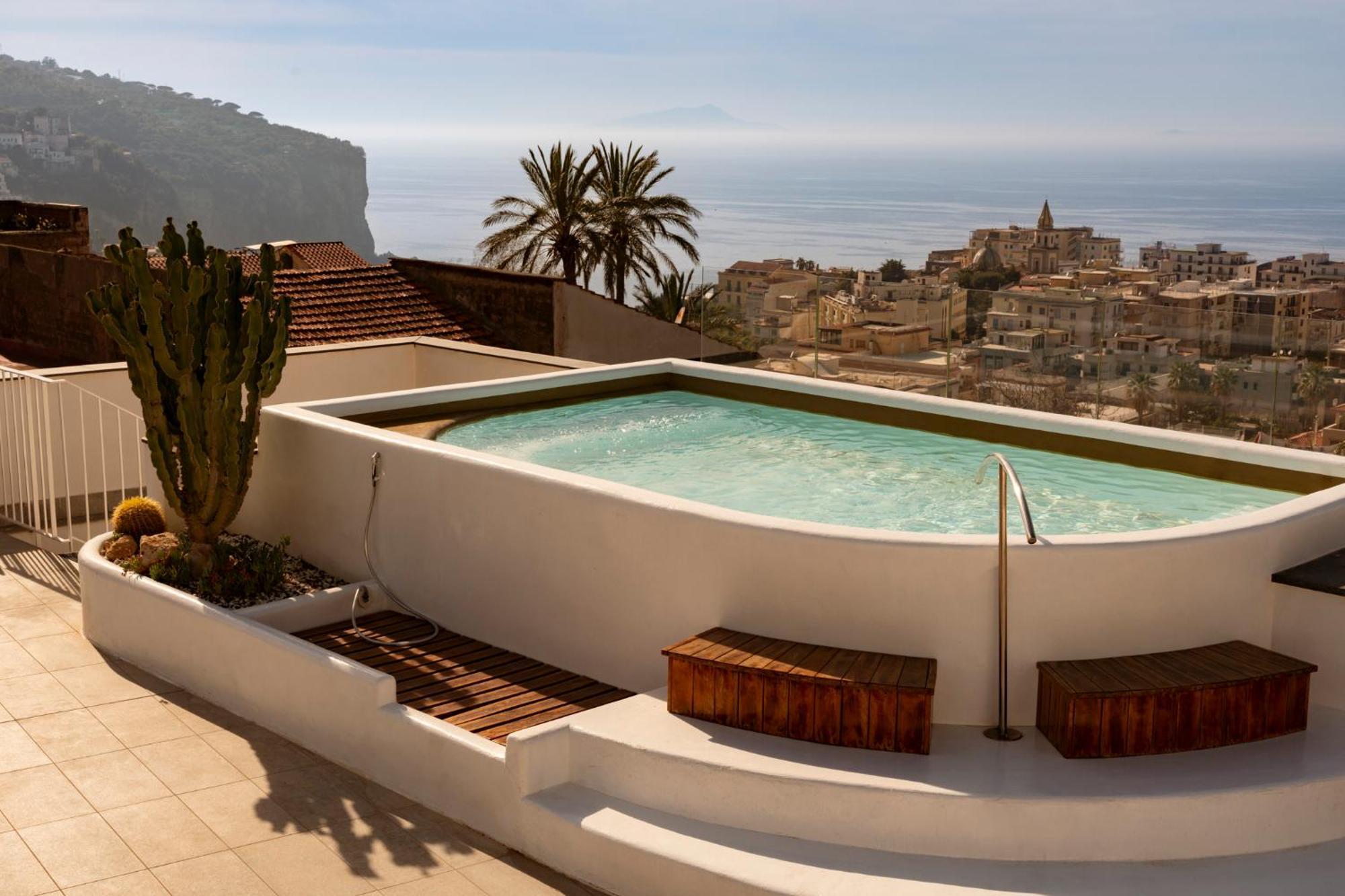 Domo 20 Hotel & Rooftop Vico Equense Esterno foto